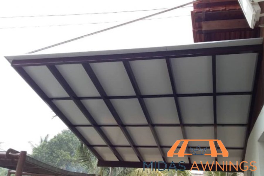 Retractable Awning Installation in Singapore - Landed, Newton 7 acp-awning-featured-midas-awnings-singapore-wm