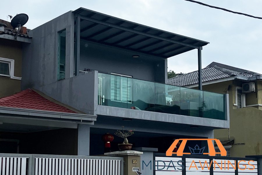 Retractable Awning Installation in Singapore - Landed, Newton 7 balcony-awnings-midas-awnings-singapore