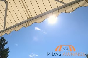 inadequate-coverage-6-warning-signs-your-awnings-are-not-properly-installed-awnings-midas-awnings-singapore