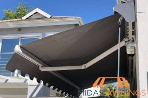5 Different Materials for Retractable Awnings in Singapore 4 canvas-5-different-materials-for-retractable-awnings-midas-awnings-singapore