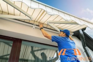 4 Common Mistakes to Avoid When Installing a Retractable Awning in Singapore 4 overestimating-abilities-4-common-mistakes-to-avoid-when-installing-a-retractable-awning-midas-awnings-singapore