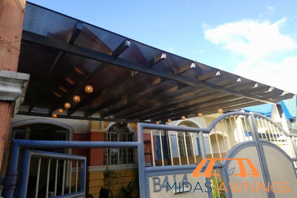 Retractable Awning Installation in Singapore - Landed, Newton 10 polycarbonate-awning-replacement-midas-awnings-singapore-1