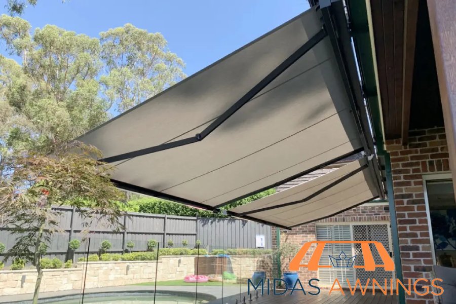 reduce-sun-exposure-and-save-energy-awning-roof-midas-awnings-singapore reduce-sun-exposure-and-save-energy-awning-roof-midas-awnings-singapore
