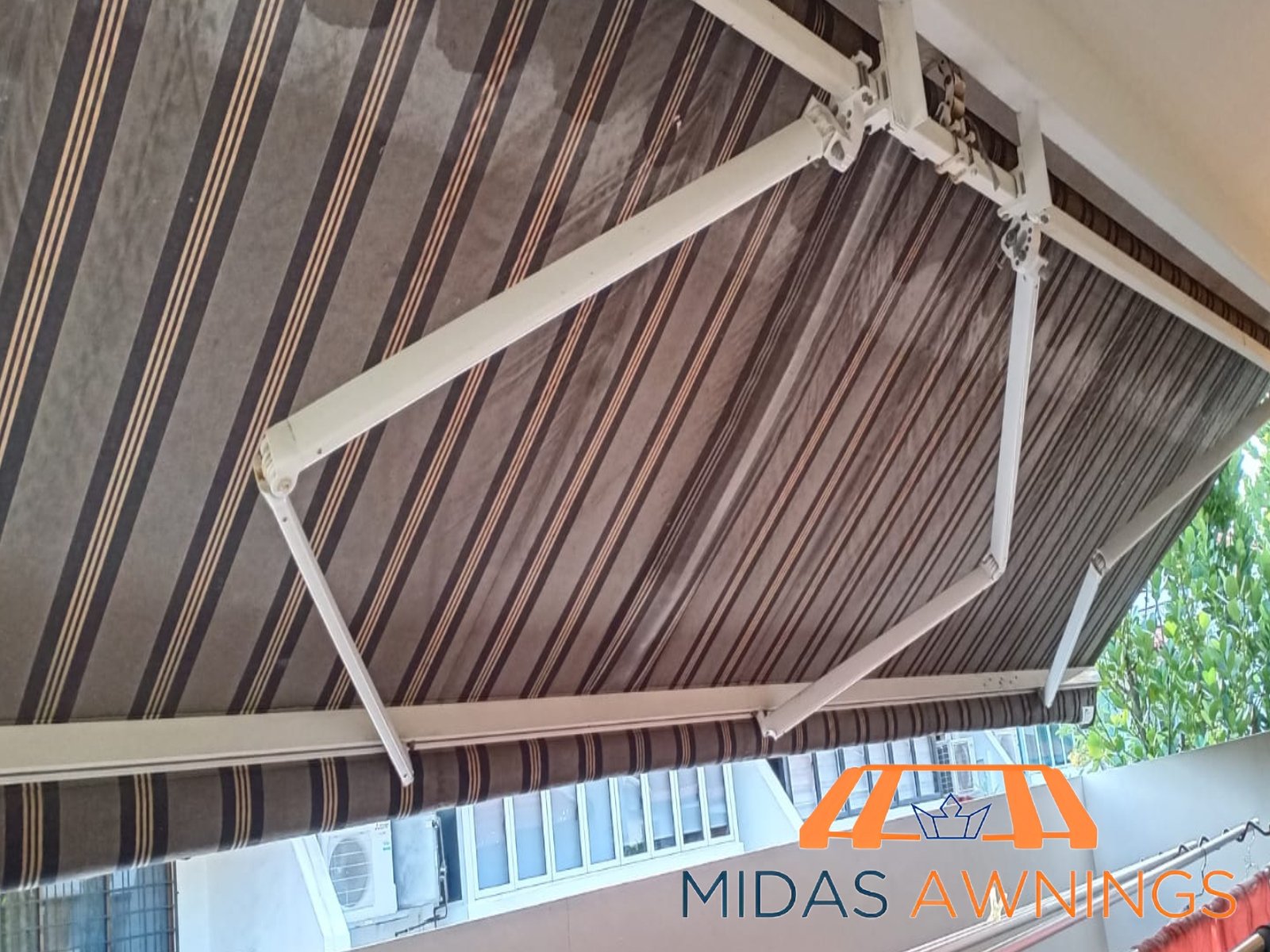 retractable-awning-replacement-services-midas-awnings-singapore-landed-serangoon-3 retractable-awning-replacement-services-midas-awnings-singapore-landed-serangoon-3