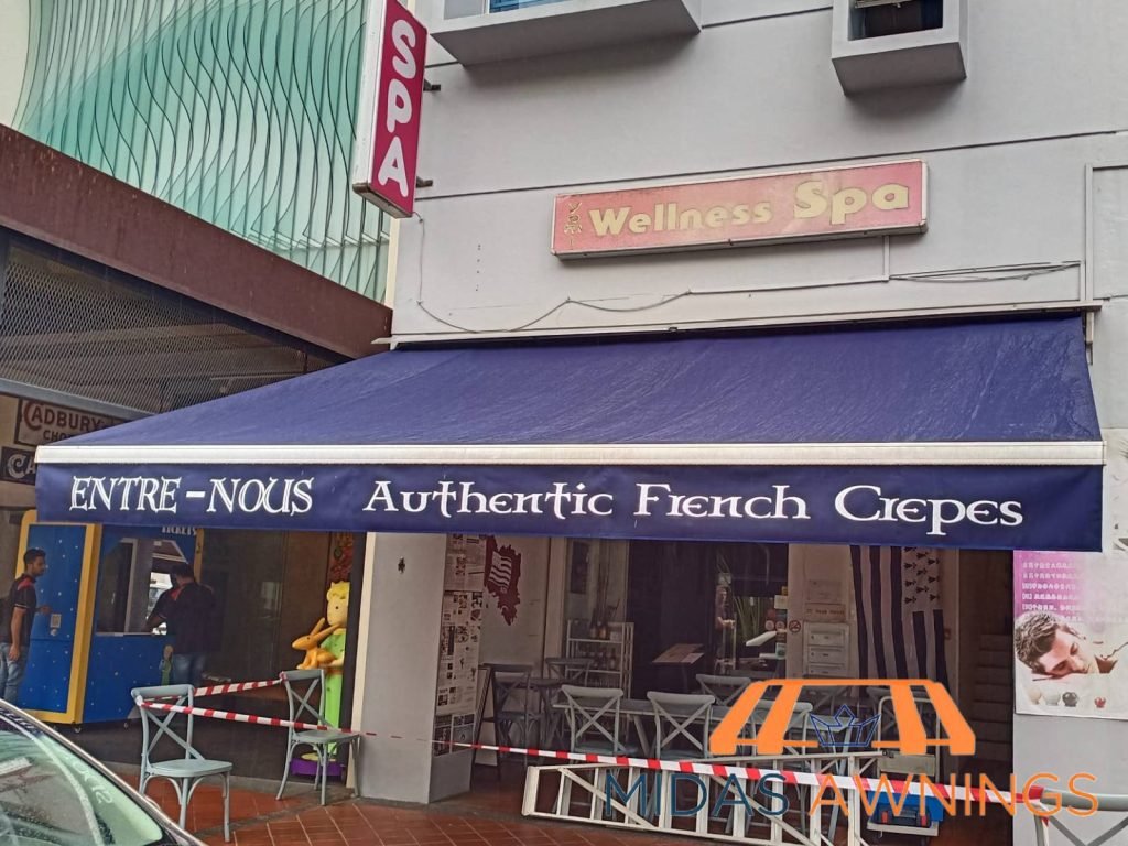 retractable-awning-replacement-services-midas-awnings-singapore-commercial-raffles-city-6 retractable-awning-replacement-services-midas-awnings-singapore-commercial-raffles-city-6