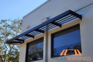 Metal vs. Polycarbonate vs. Fabric Awnings: Which Is Best for Singapore Homes? 4 maintenance-requirements-metal-vs-polycarbonate-vs-fabric-awnings-which-is-best-for-singapore-homes-metal-awnings-midas-awnings-singapore