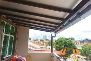 7 Factors Affecting The Duration of Aluminium Composite Roofing Installation in Singapore 3 sealing-and-waterproofing-7-factors-affecting-the-duration-of-aluminium-composite-roofing-installation-midas-awnings-singapore