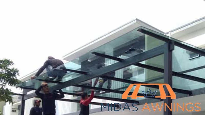 featured-5-things-to-expect-during-a-fixed-awning-installation-in-singapore-fixed-awnings-midas-awnings-singapore