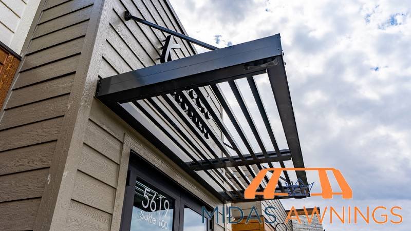 featured-choosing-the-right-metal-awning-size-for-your-singapore-home-complete guide-metal-awnings-midas-awnings-singapore
