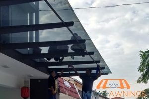5 Things to Expect During a Fixed Awning Installation in Singapore 3 installation-process-step-by-step-5-things-to-expect-during-a-fixed-awning-installation-in-singapore-fixed-awnings-midas-awnings-singapore