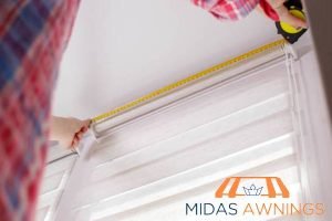 Outdoor Roller Blinds Installation in Singapore: DIY vs. Professional Services 3 measurement-errors-outdoor-roller-blinds-installation-in-singapore-diy-vs-professionial-services-outdoor-roller-blinds-midas-awnings-singapore