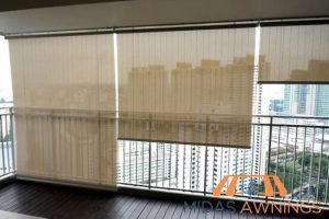 Motorized vs. Manual Outdoor Blinds in Singapore: Which One is Right for You? 5 those-who-prefer-simple-and-traditional-solutions-motorized-vs-manual-outdoor-blinds-in-singapore-which-one-is-right-for-you-outdoor-blinds-midas-awnings-singapore
