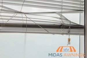 wind-damage-outdoor-blinds-repair-in-singapore-8-common-issues-and-how-to-fix-them-outdoor-blinds-midas-awnings-singapore