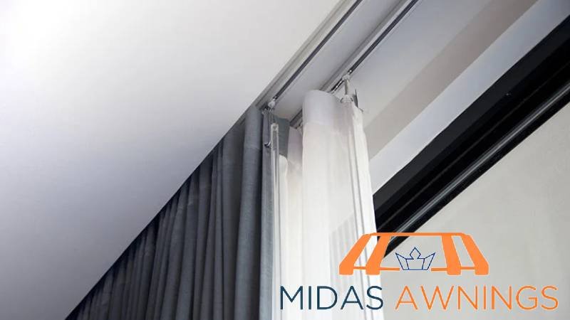featured-5-ways-on-how-to-maintain-and-clean-curtain-tracks-for-long-lasting-use-curtain-tracks-midas-awnings-singapore
