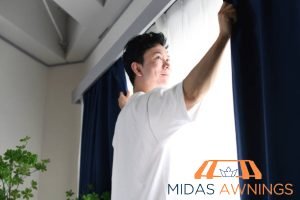 10 Common Mistakes to Avoid During DIY Curtain Rail Installation for Homeowners 6 not-testing-rail-movement-after-installation-10-common-mistakes-to-avoid-during-diy-curtain-rail-installation-for-homeowners-curtain-rail-midas-awnings-singapore