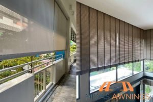 Roller Blinds vs. Venetian Blinds: Which is Better for You? 2 roller-vs-venetian-blinds-which-is-better-for-you-roller-blinds-midas-awnings-singapore