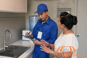 scheduling-constraints-outdoor-blinds-installation-in-singapore-should-you-diy-or-hire-professionals-outdoor-blinds-midas-awnings-singapore
